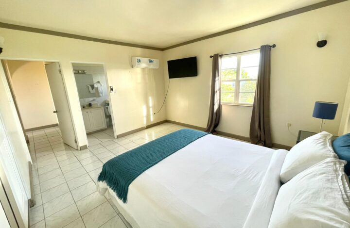 2 Bedroom 2 Bathroom Suite